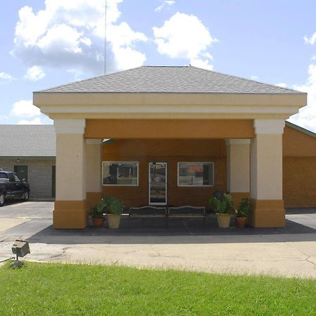 America'S Best Inn And Suites Emporia Exterior foto