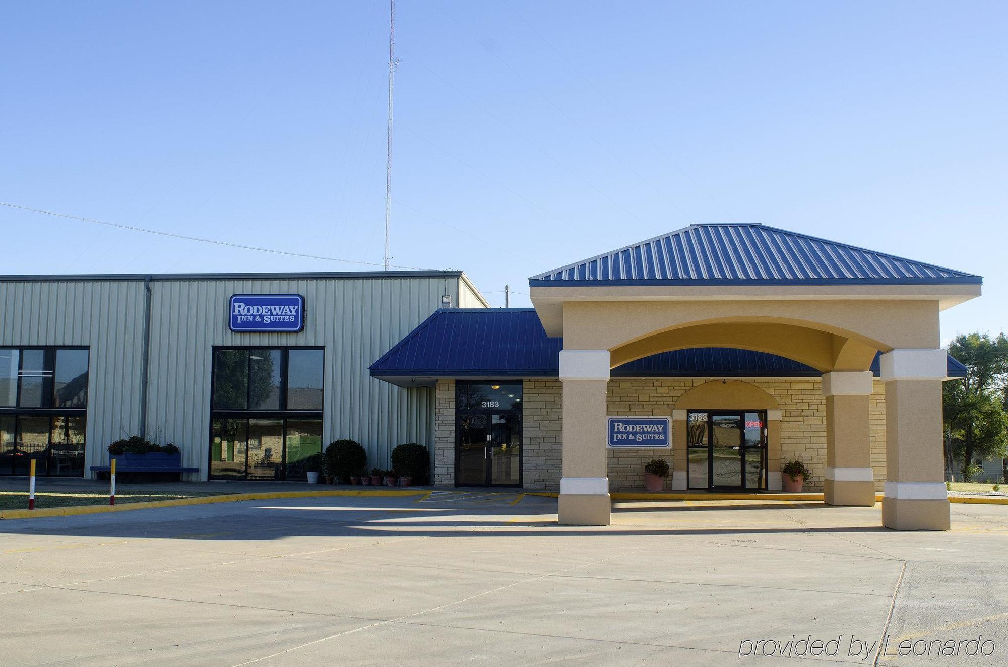 America'S Best Inn And Suites Emporia Exterior foto